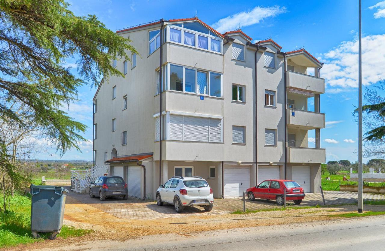 Apartment Ketica 1041 Fažana Exteriör bild